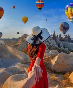 Couple Watching Colorful Flying Air Balloons Paint by numbers